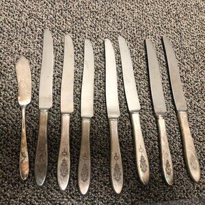 Set of 7 Bird of Paradise by Community, Silverplate Dinner Knives Art Deco